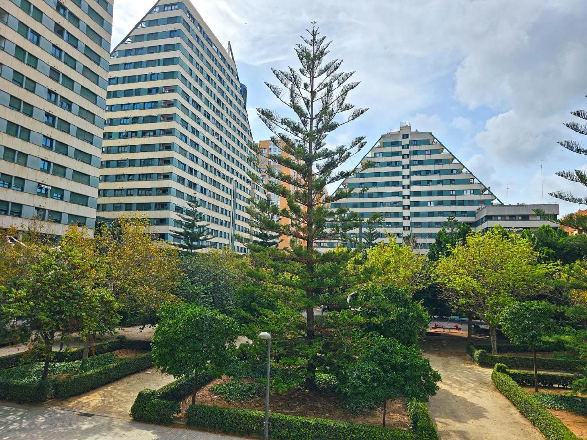 Apartamentos Las Ciencias Studio P Valensiya Dış mekan fotoğraf